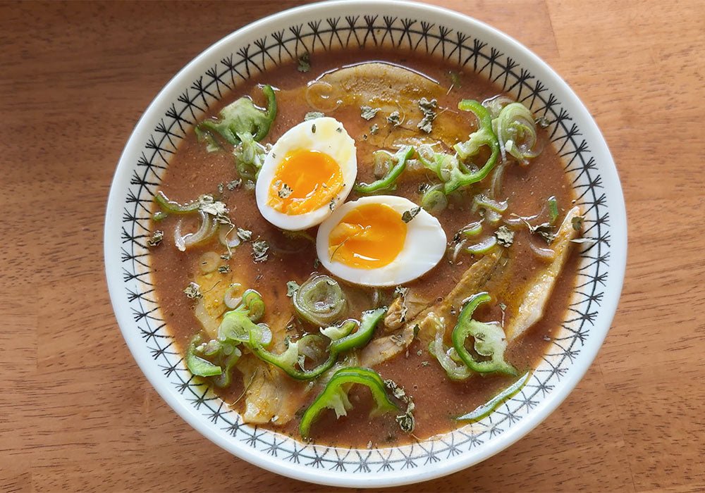 豚スープで作る！超絶激ウマエスニックトマトラーメン - とらのいスパイス オンラインストア
