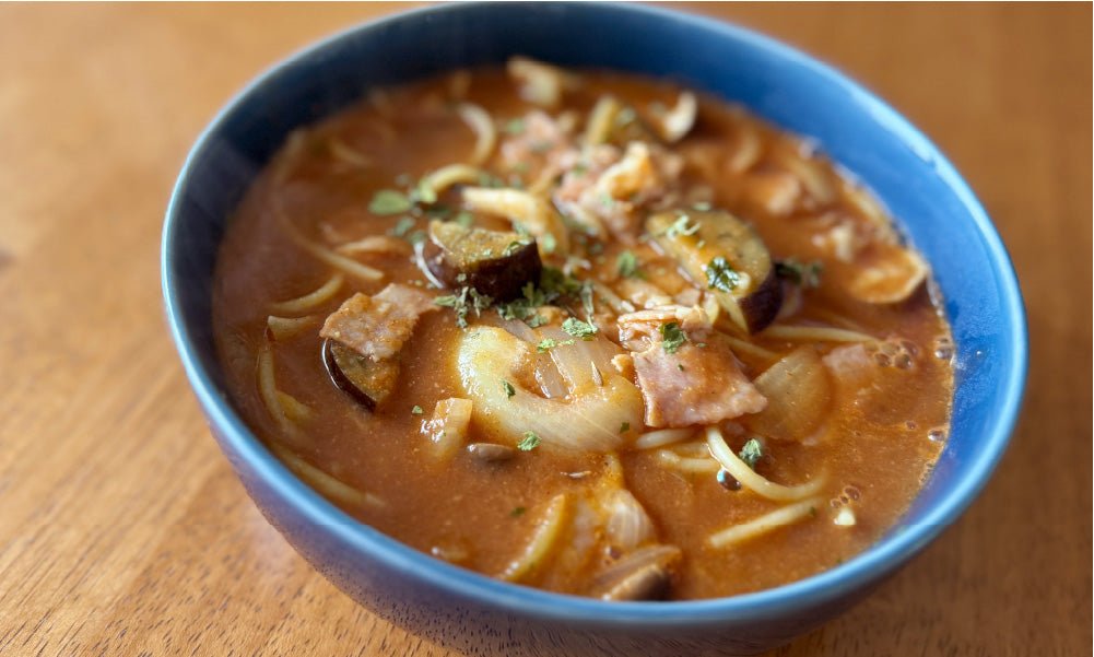 ラーメンがパスタに変身！スパイシートマトスープパスタ - とらのいスパイス オンラインストア